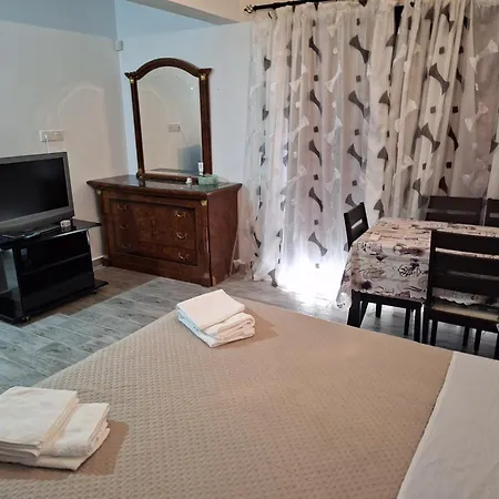Villa Acropaphos *