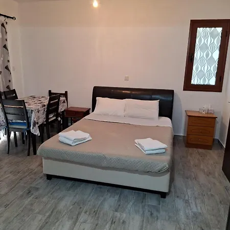 Acropaphos Klorakas
