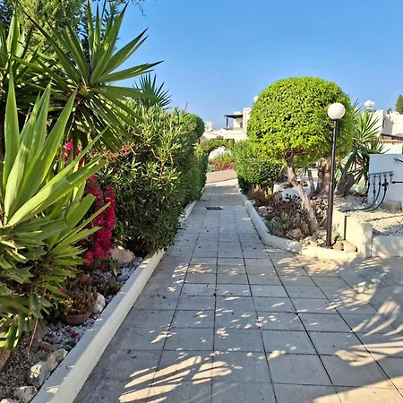 Villa Acropaphos